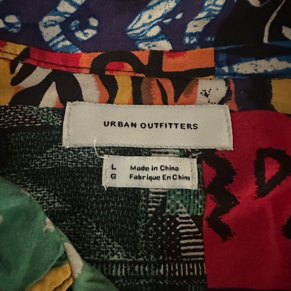 Urban Outfitters Red and Blue Casual Button Down Shirt - Picture 2 of 3